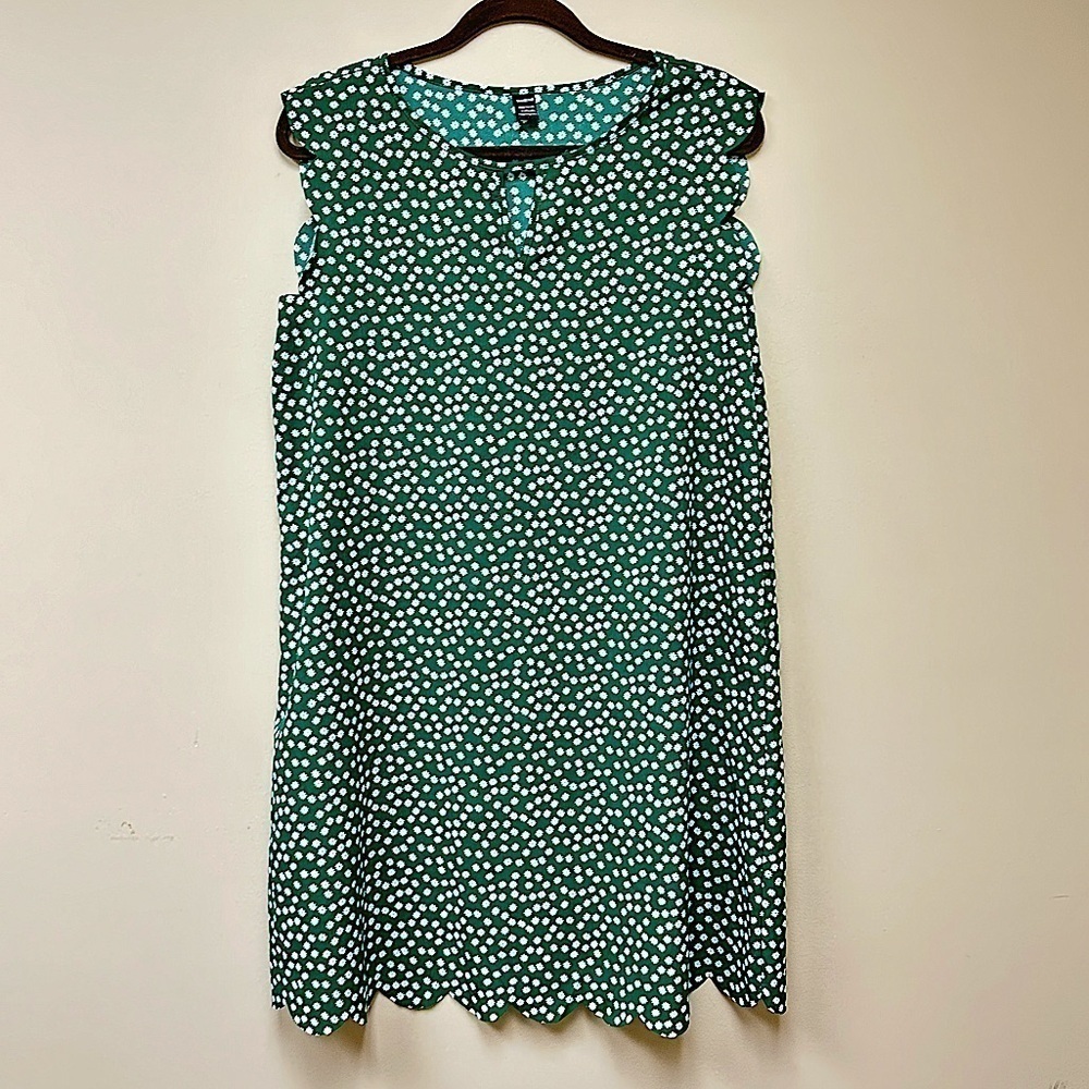 Green Floral Cottagecore Spring Dress Size Large